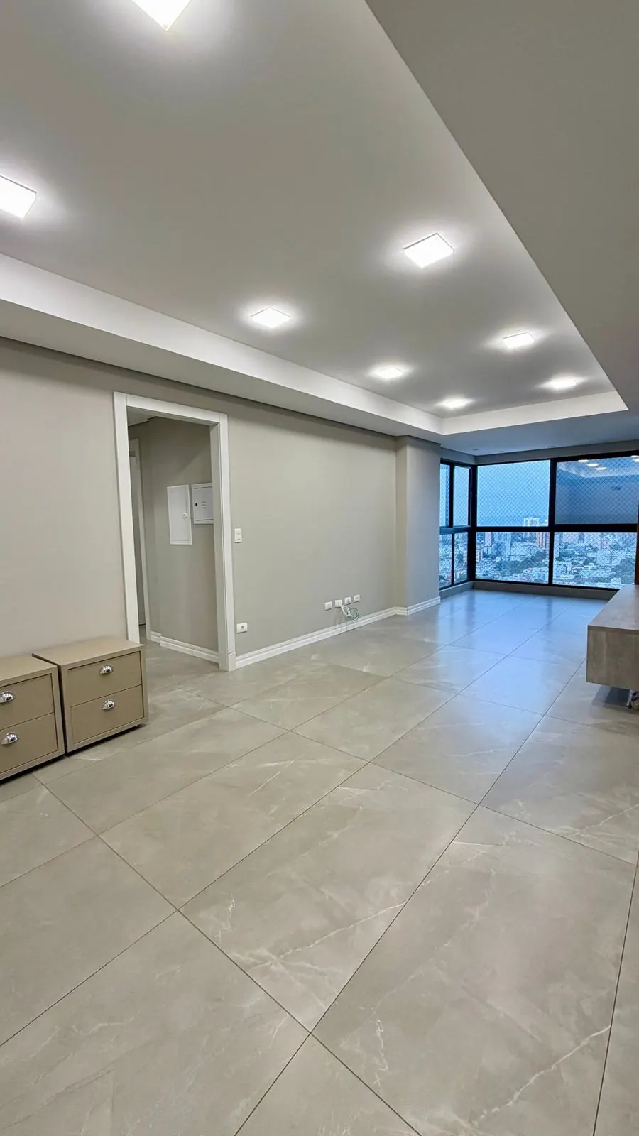 Sala integrada e varanda – Edifício Residencial Liberty